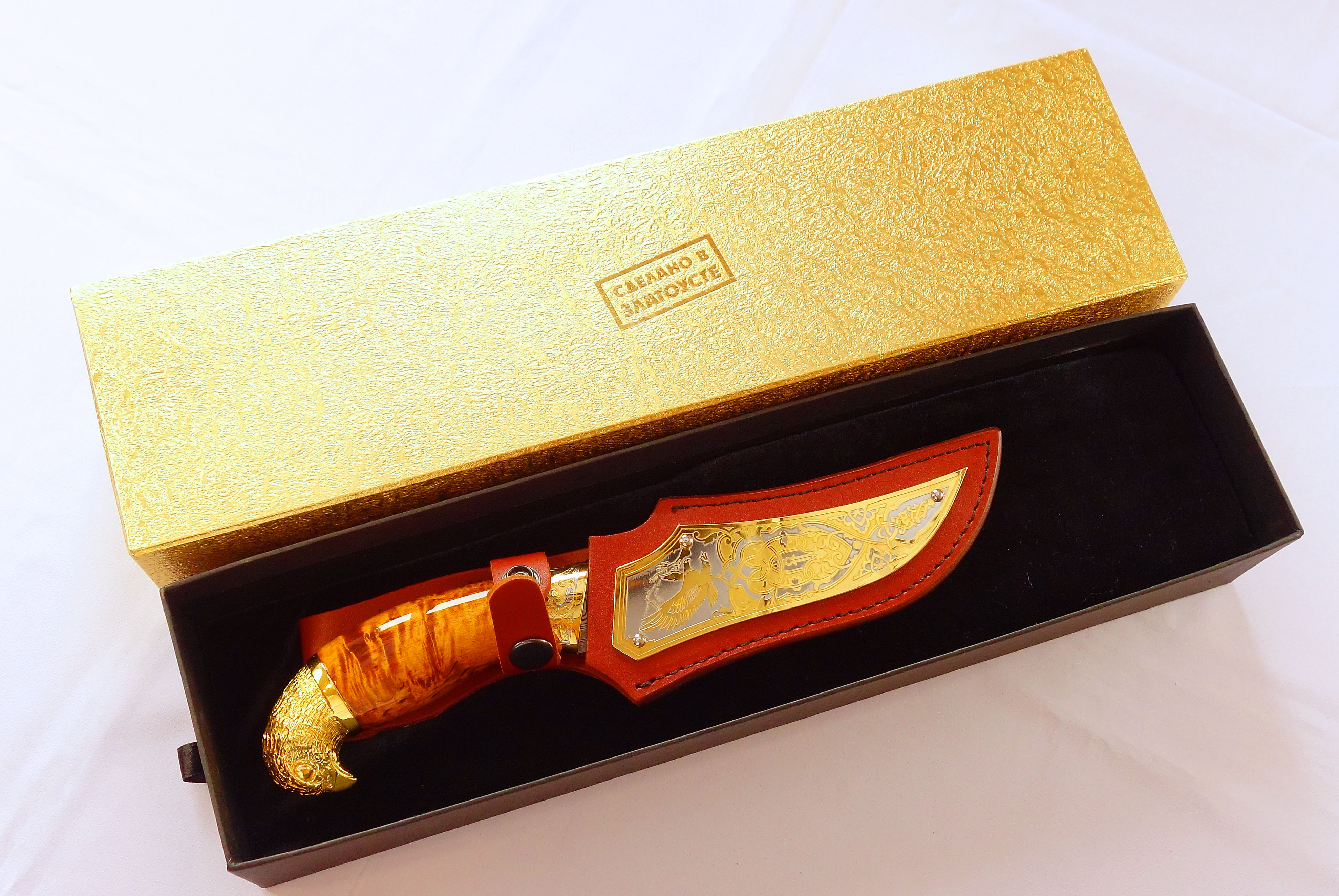 Купить нож в подарок. Подарочные ножи. Нож в подарок. Ручка для ножа из янтаря. Нож сувенирный "медведь".